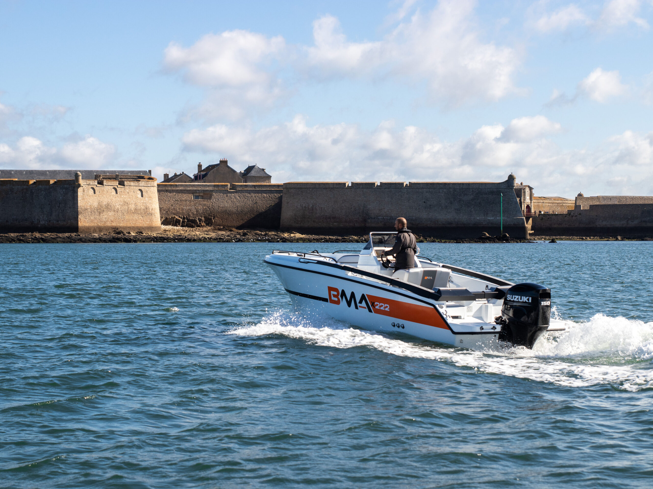 BMA X222 Touring à la Citadelle de Lorient